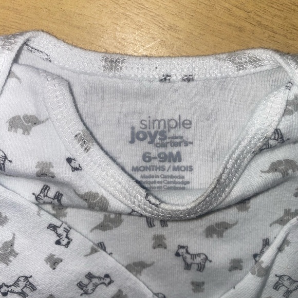 carters 6-9mo bundle - Picture 3 of 3